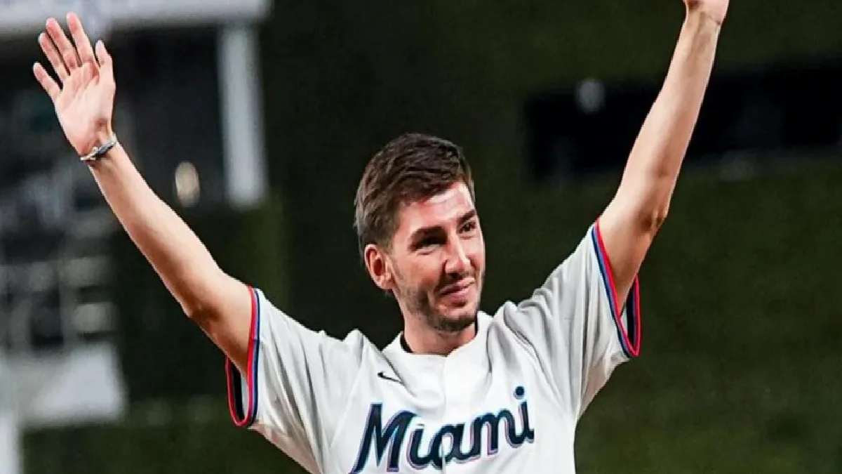 miami-romance-billy-gilmour-and-a-mince-and-tattie-hot-dog-krNjtBsc.webp