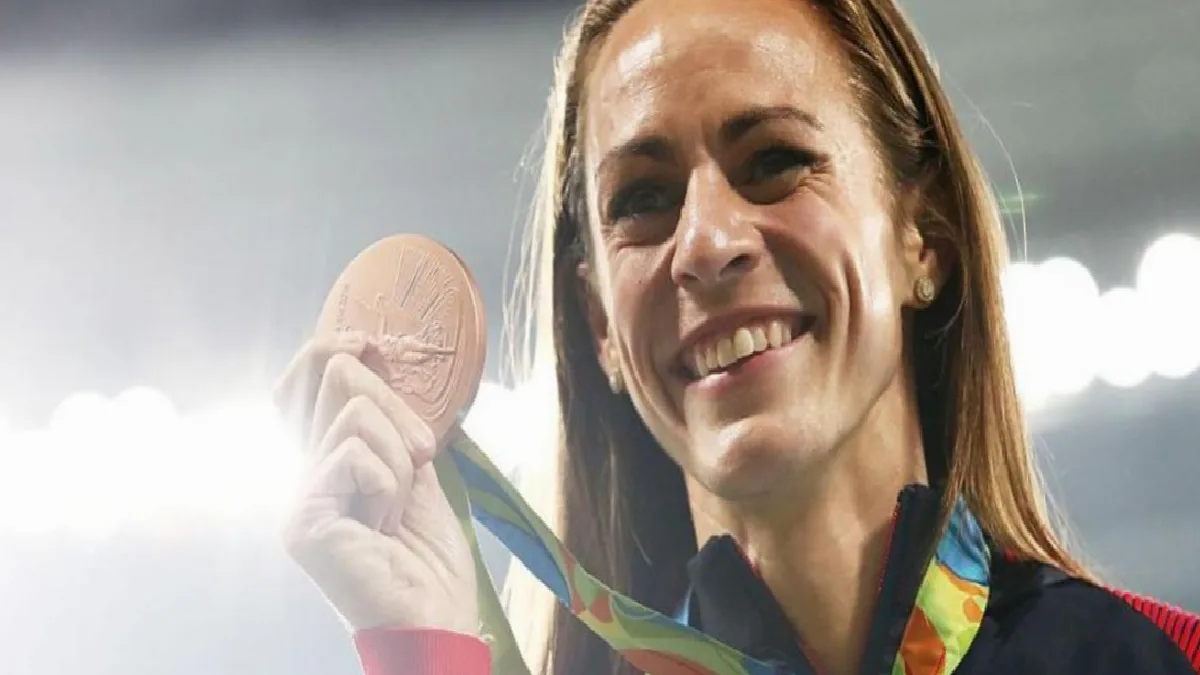 olympic-medallist-simpson-collapses-at-mile-event-rV7ElSj6.webp