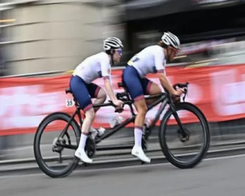 unwin-and-holl-retain-european-para-cycling-title-4ahnI3mn.webp