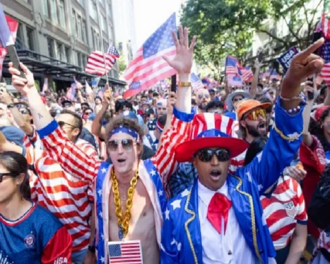 a-brilliant-reprieve-a-unifying-force-america-falls-in-love-with-world-cup-SrP2MDYU.webp