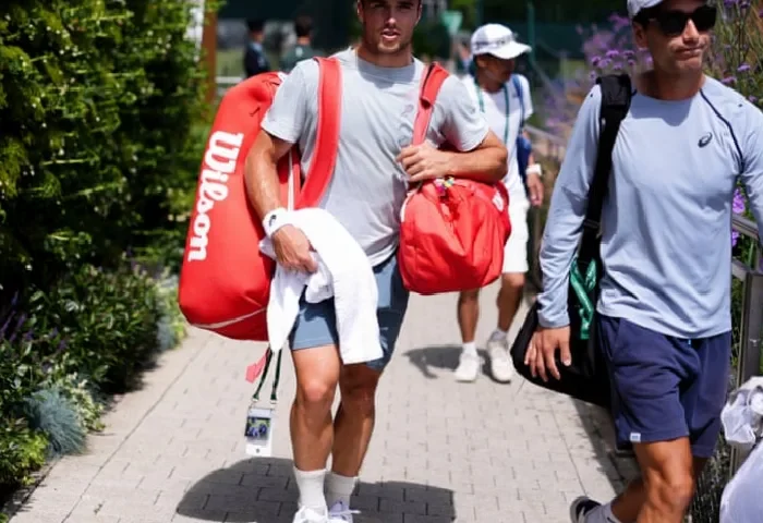 arthur-fery-ignores-social-media-hype-as-he-breaks-new-ground-at-wimbledon-69BVCcf9.webp