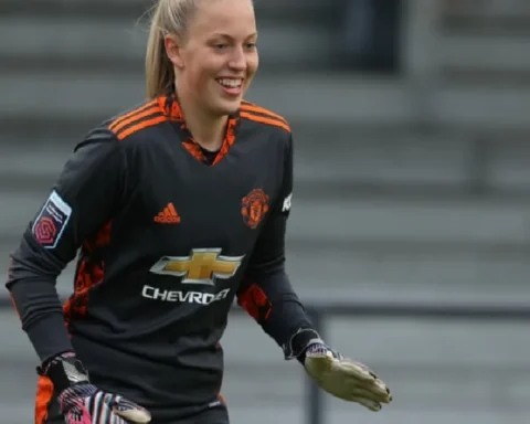 aston-villa-set-to-sign-emily-ramsey-as-bethany-england-joins-crystal-palace-GVKTixrl.webp