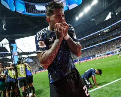 enzo-fern-ndez-shows-real-quality-for-argentina-but-chelsea-future-is-up-in-the-LL5OZPGO.webp