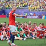 haaland-beats-his-own-drum-as-norway-get-set-for-england-epic-paul-mVOCsbLl.webp
