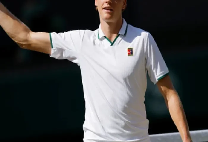 jannik-sinner-powers-into-semi-final-after-ominous-display-against-struff-LrnT9eWE.webp