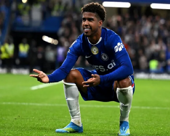 manchester-united-target-andrey-santos-but-chelsea-value-midfielder-at-50m-b22qzQQk.webp