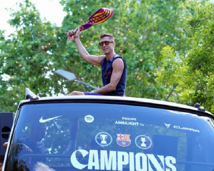 robert-lewandowski-makes-mls-move-to-chicago-fire-on-deal-till-2028-hDVpZ3Sj.webp