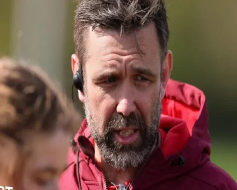 salvin-leaves-exeter-for-wales-forwards-coach-job-qqCQdgu7.webp