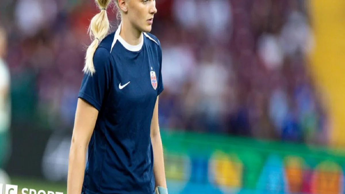 spurs-sign-norway-keeper-panengstuen-from-sk-brann-UHK2aH6b.webp