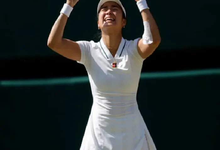 swiatek-and-rybakina-stunned-at-wimbledon-as-eala-and-mertens-pull-off-upset-wins-jaBG2ixS.webp