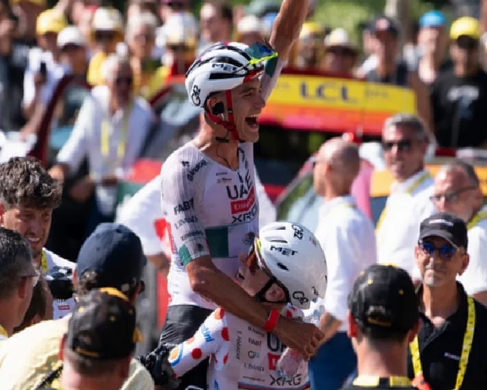tour-de-france-2026-del-toro-wins-second-stage-ahead-of-teammate-pogacar-Ar88Tc9W.webp