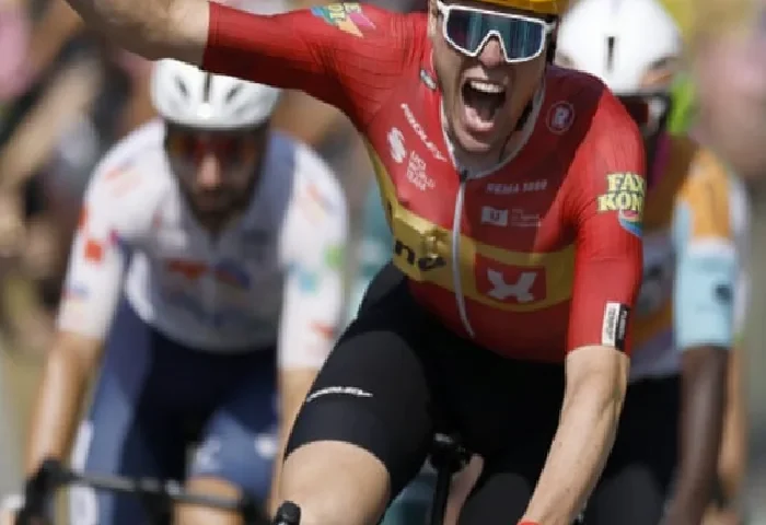 w-renskjold-wins-fastest-ever-tour-de-france-stage-in-frenzied-sprint-to-nevers-z1ayOLFu.webp