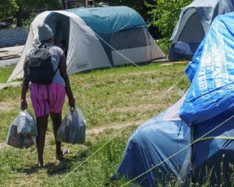 where-did-they-go-homeless-people-feel-force-of-americas-brutality-in-world-cup-vxle6XlB.webp