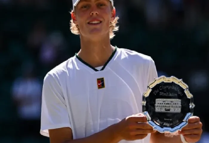 wimbledon-agony-for-teenager-cruz-hewitt-as-he-bids-farewell-to-junior-tennis-mYLfcgc8.webp