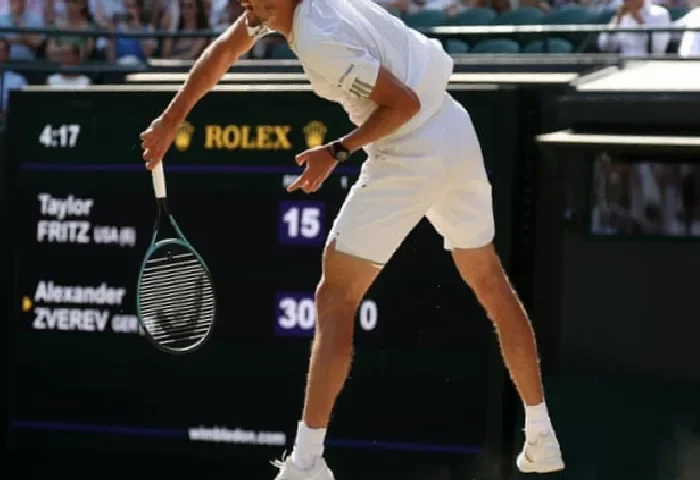 zverevs-serve-blitzes-fritz-to-set-up-semi-final-with-british-revelation-fery-JRf7ieV8.webp